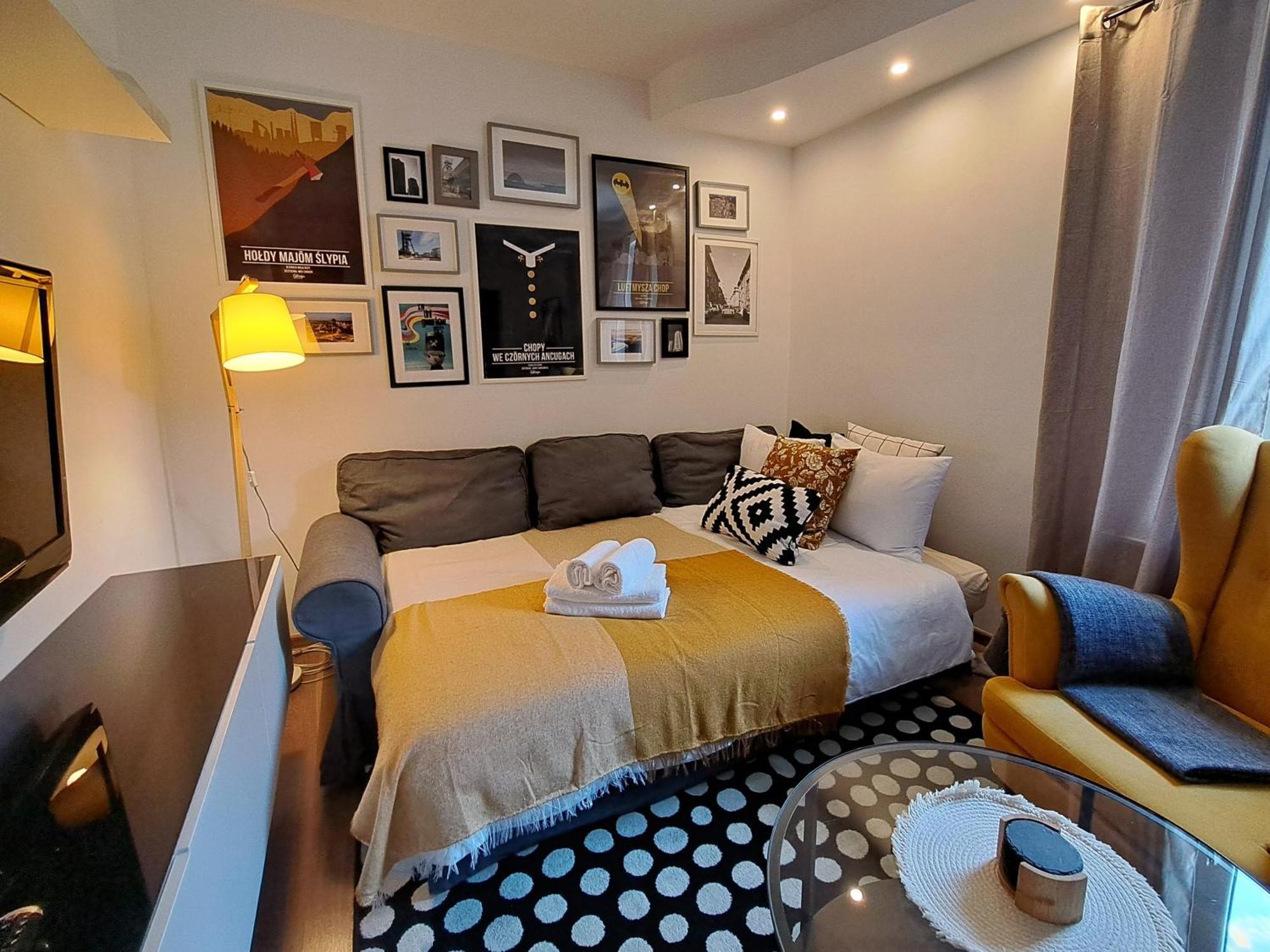 Apartmán Gryfny Familok Katovice Exteriér fotografie