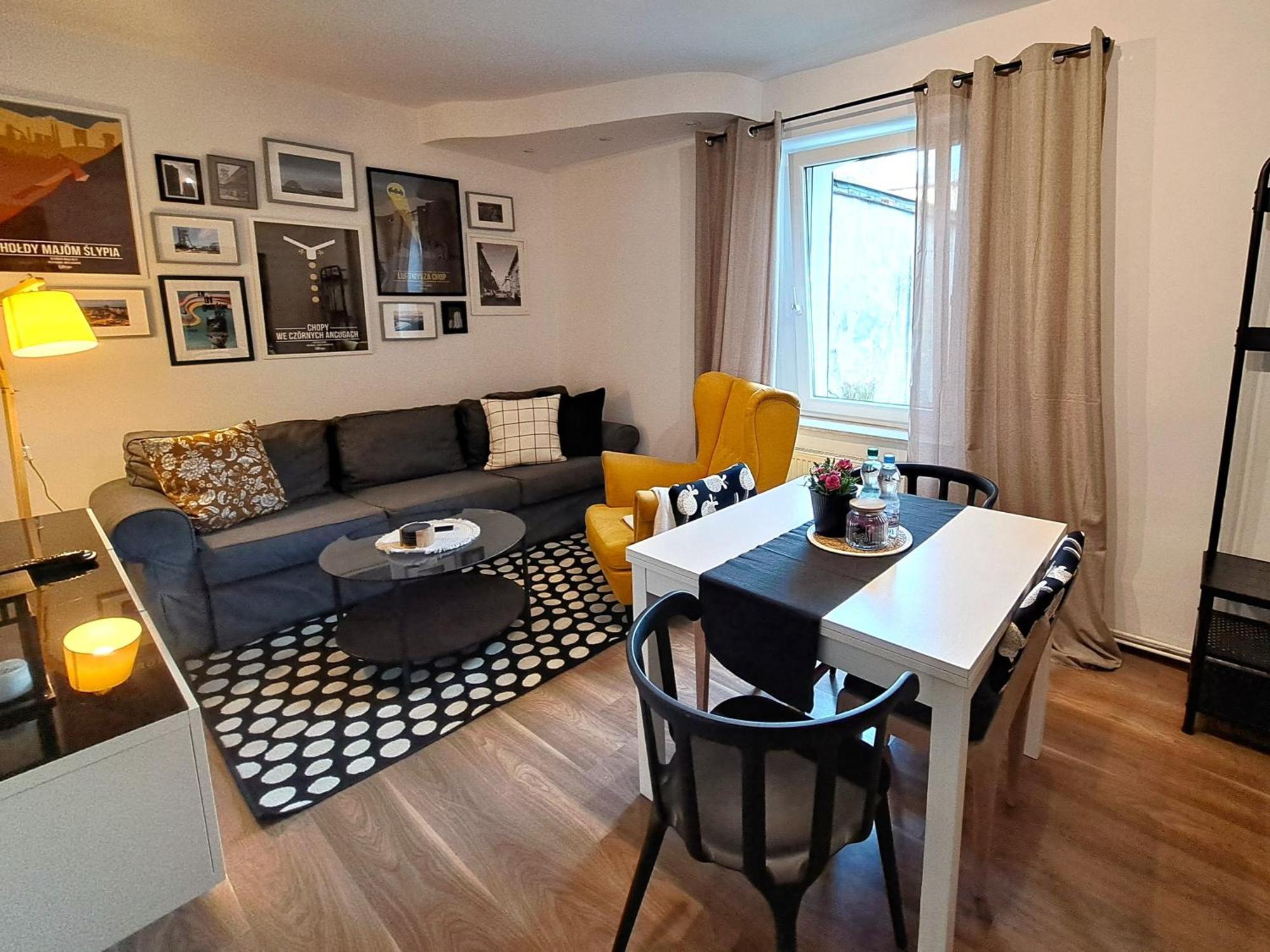 Apartmán Gryfny Familok Katovice Exteriér fotografie